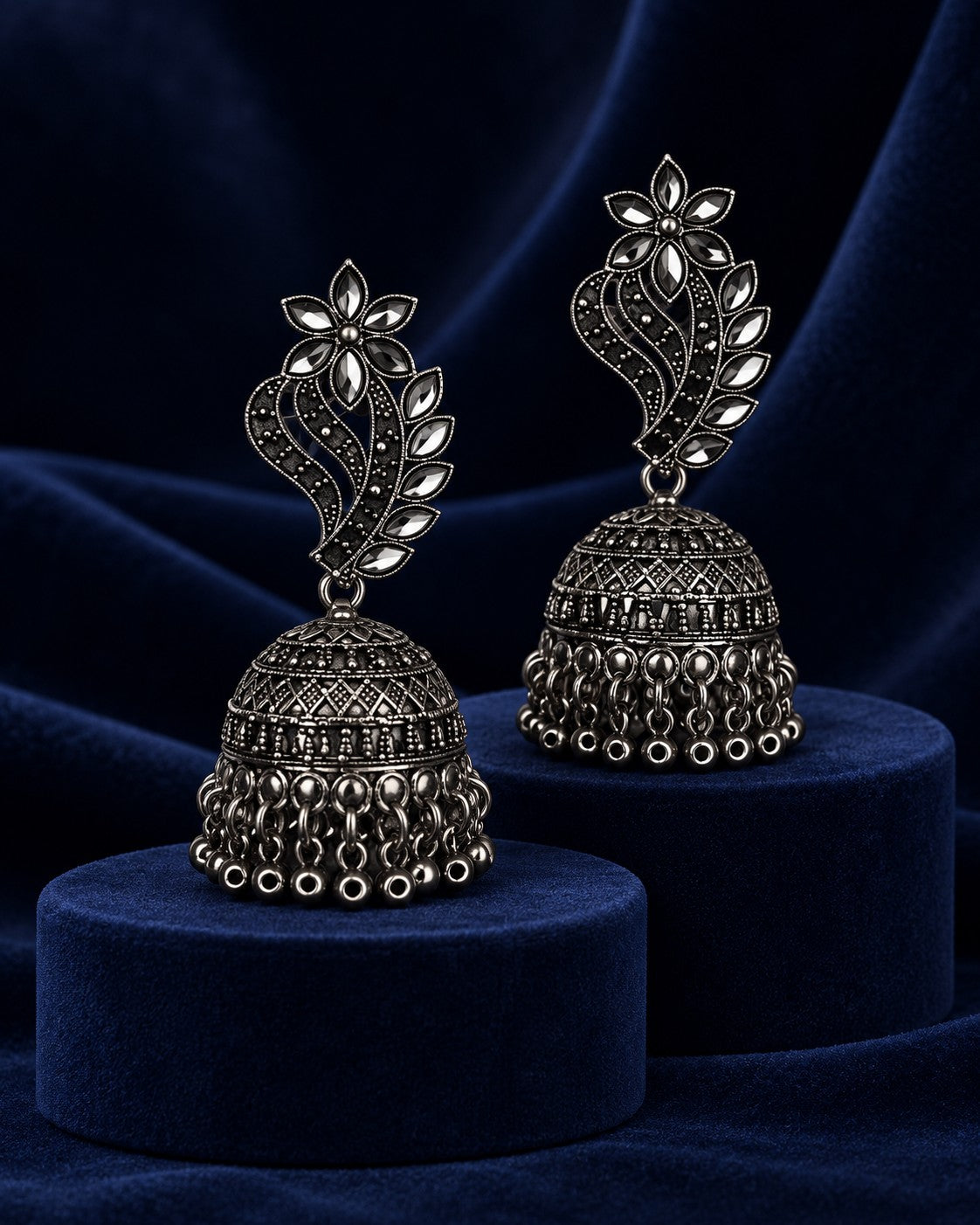 Elegant Floral Oxidised Jhumka Earrings - photo 2